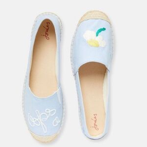 NWT Joules Light Blue Daisy Espadrilles